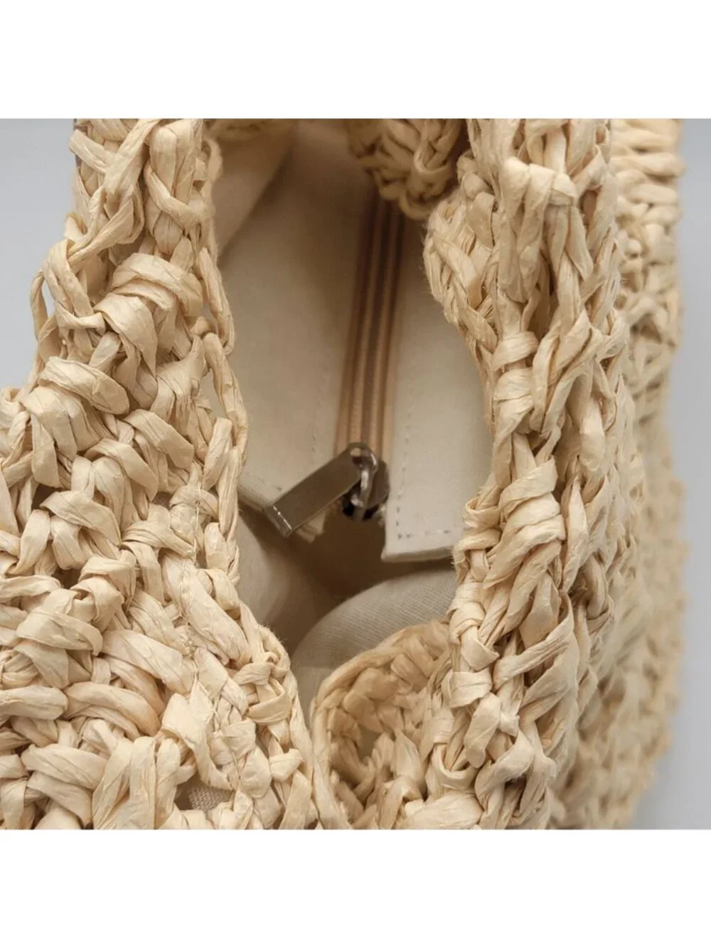 Boho Woven Straw Tote Bag With Faux Leather Straps And Zippered - Picture 5 of 13